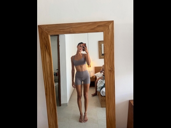  alt="Claudia Martin"
