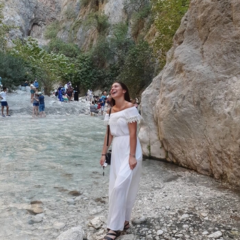 Ayse Yüksel