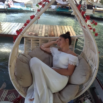 Ayse Yüksel