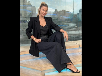  alt="Marina Senuk"