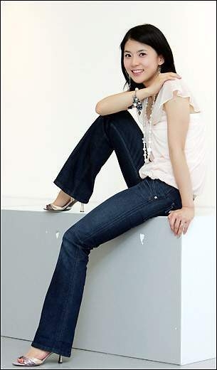 Lee Bo-young