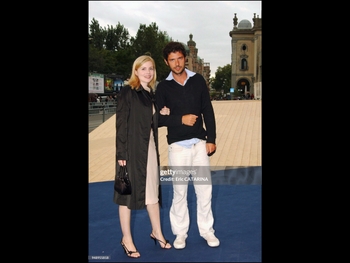  alt="Isabelle Carre"