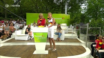 Katrin Müller-Hohenstein