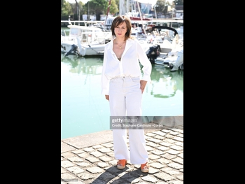  alt="Valerie Bonneton"