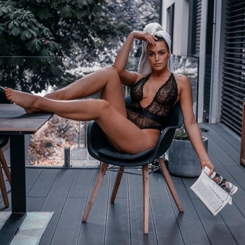 Alföldy Anna