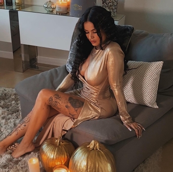 Kat Flores