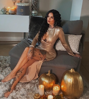 Kat Flores