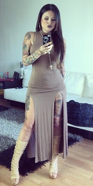 Kat Flores