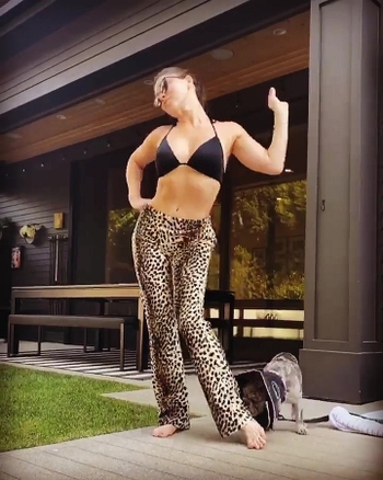 Natalie Makenna
