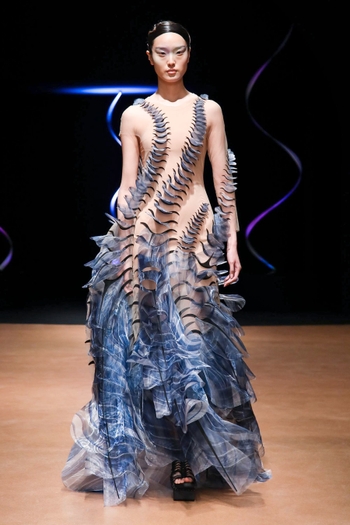 Yue Han
