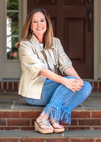 Christina Daves