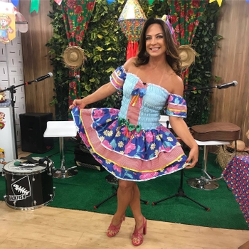 Claudia Tenório