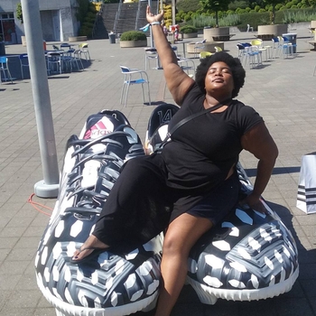 Dulcé Sloan
