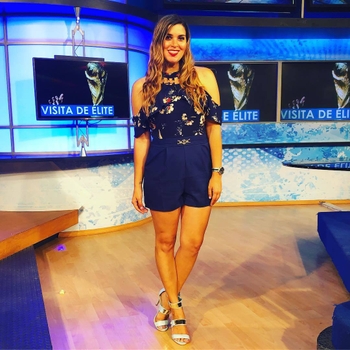 Anita González