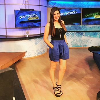 Anita González