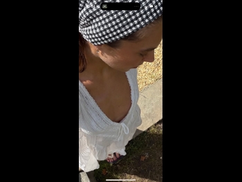  alt="Ella Rose"