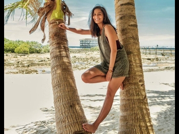  alt="Jasmine Curtis-smith"