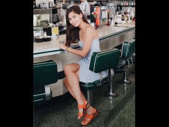  alt="Jasmine Curtis-smith"