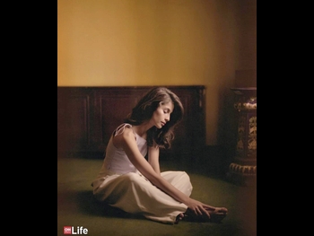  alt="Jasmine Curtis-smith"