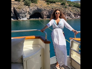  alt="Elissa"