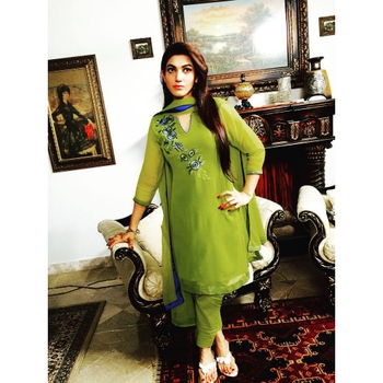 Sana Fakhar