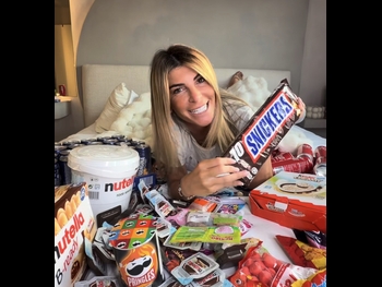  alt="Melanie Amar"