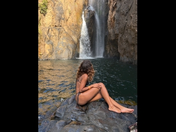  alt="Thaina Duarte"