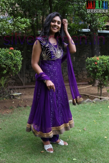 'Punnagai Poo' Geetha