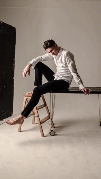 Anton Khabarov