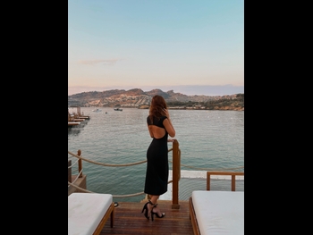  alt="Irem Calhan"
