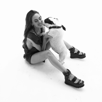 Emilia Attías