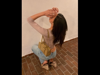  alt=