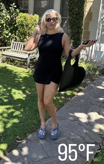 Joelle James