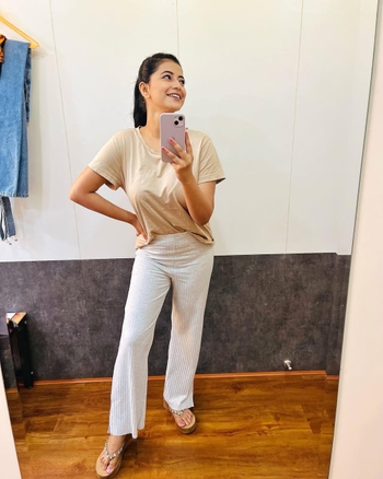 Alisha Parveen Khan