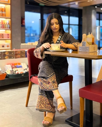 Alisha Parveen Khan