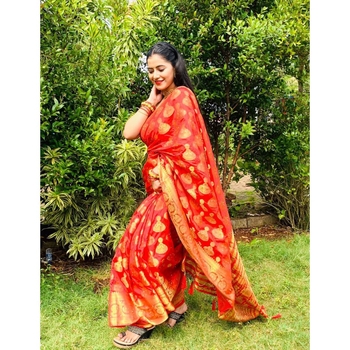 Alisha Parveen Khan