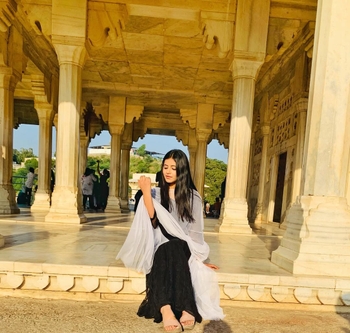 Alisha Parveen Khan