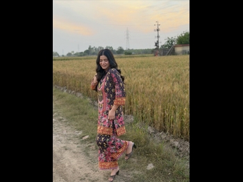  alt="Alisha Parveen Khan"