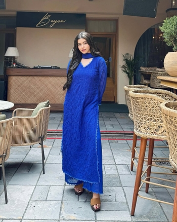 Alisha Parveen Khan