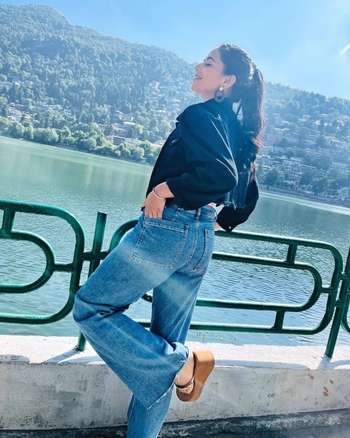 Alisha Parveen Khan