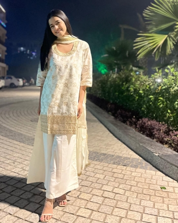 Alisha Parveen Khan