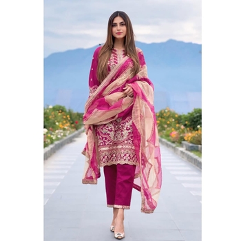 Farhana Bhat