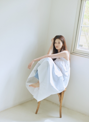 Yujie Shen
