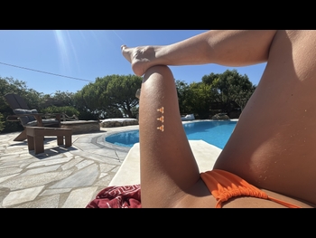 alt="Carla Diaz"