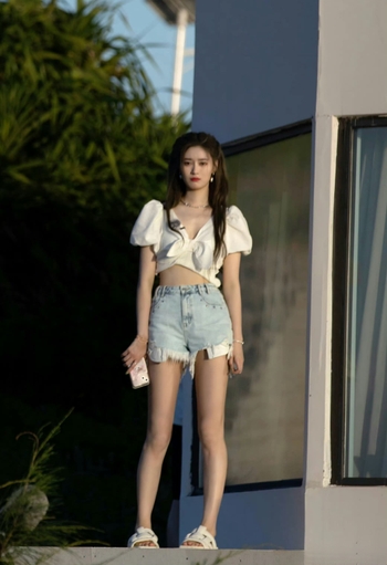 Yiyang Xu