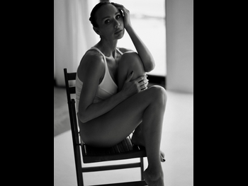  alt="Viktoriya Varley"