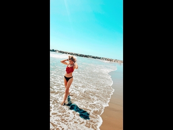  alt="Hollie Bennett"