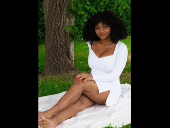  alt="Kiana Nicole Washington"