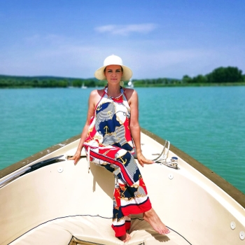 Zsuzsa Komonyi