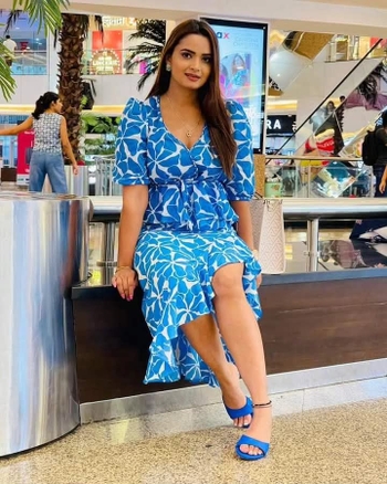 Neelam Giri